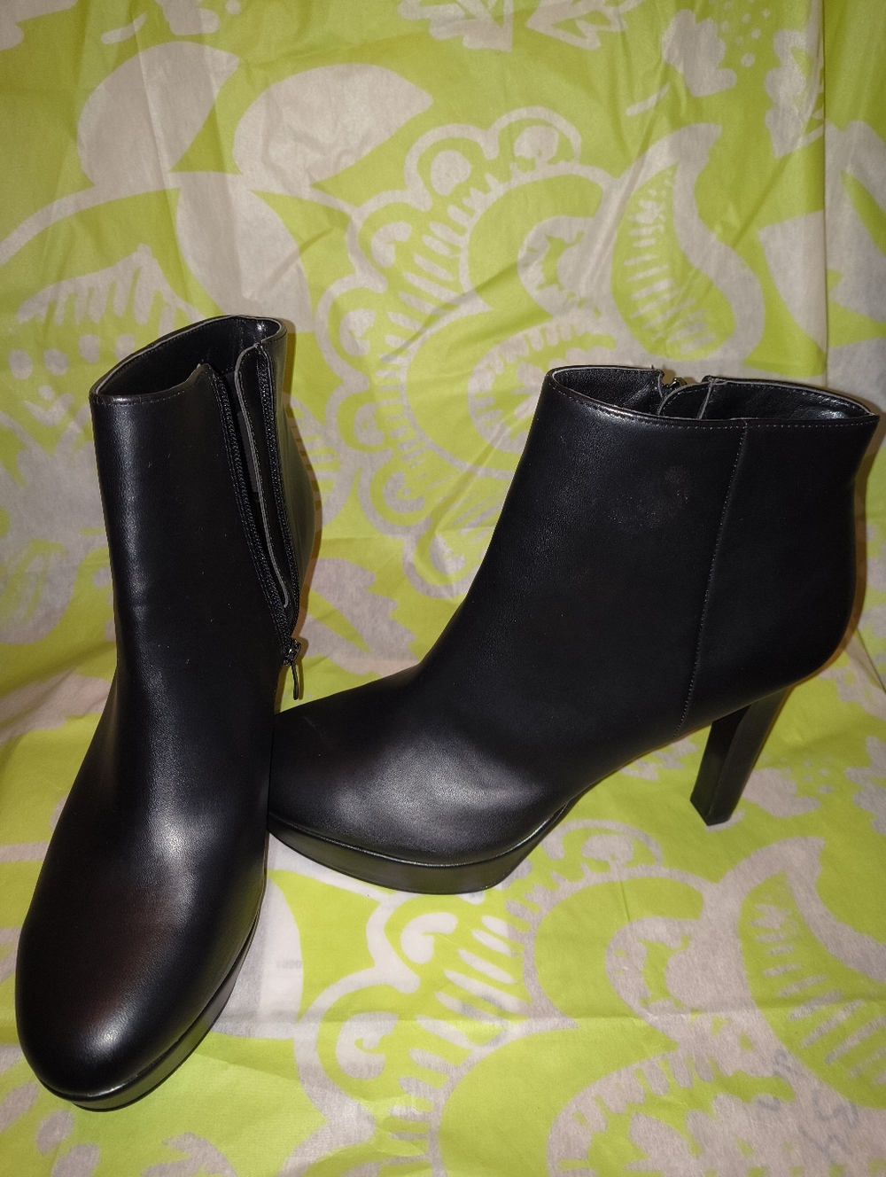 Nine West 9.5W Black Boots